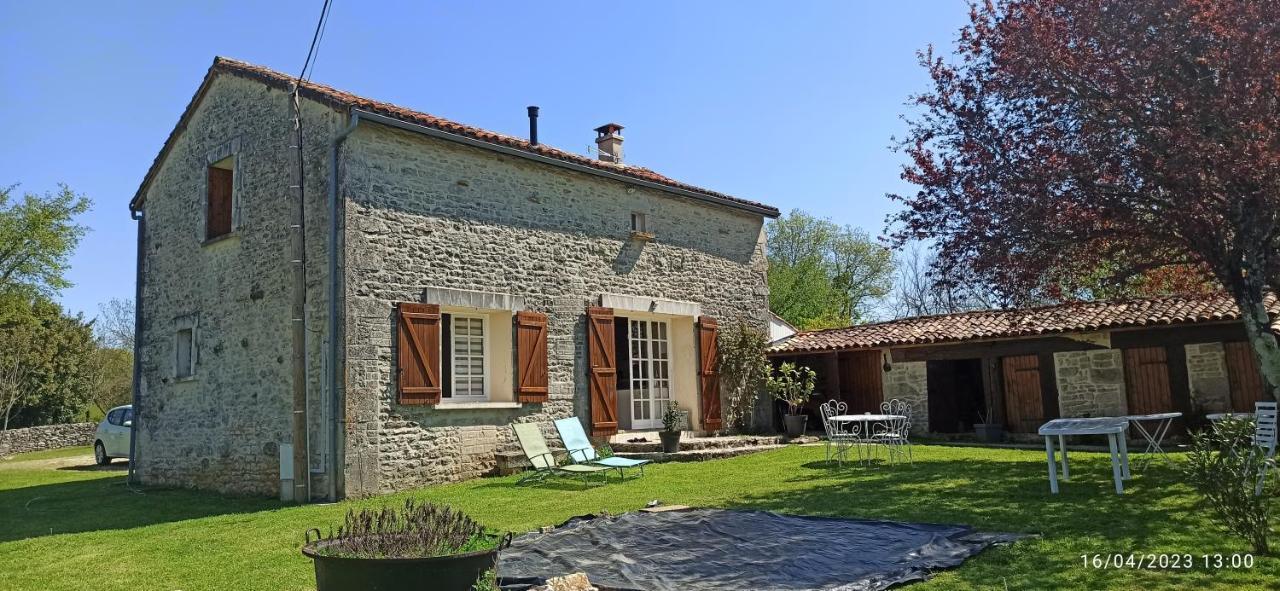 La Maison De Marie ヴェルトゥイユ＝シュル＝シャラント エクステリア 写真